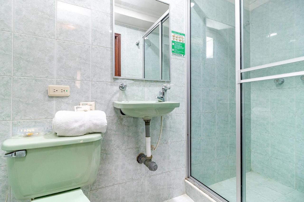Hotel Americano Богота Екстериор снимка